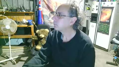 kimintheshed online show from February 13, 9:22 pm