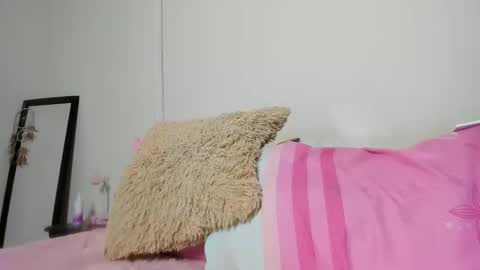 Kim Joy online show from February 17, 1:21 pm