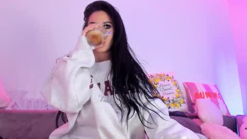 Natalie online show from December 20, 9:44 pm