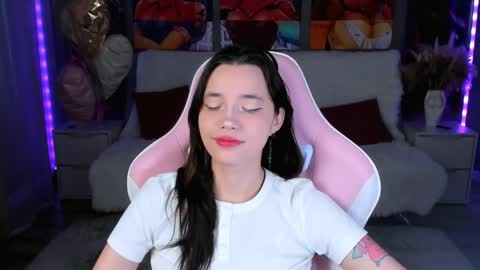 kimm wong online show from April 5, 2:42 am