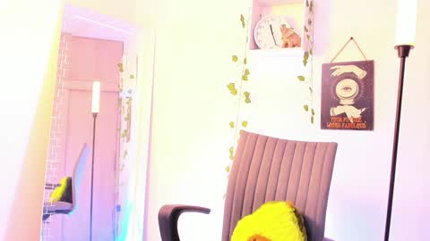 Snapshot of kimmcarter chatting on December 8, 6:39 pm Kimm online show from December 8, 6:39 pm