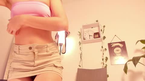 Snapshot of kimmcarter chatting on February 14, 8:31 am Kimm online show from February 14, 8:31 am