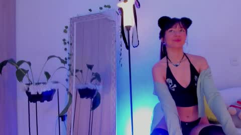 Snapshot of kimmcarter chatting on October 6, 2:53 am Kimm online show from October 6, 2:53 am