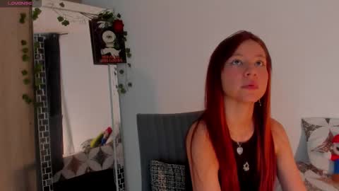 Snapshot of kimmcarter chatting on December 3, 2:41 am Kimm online show from December 3, 2:41 am