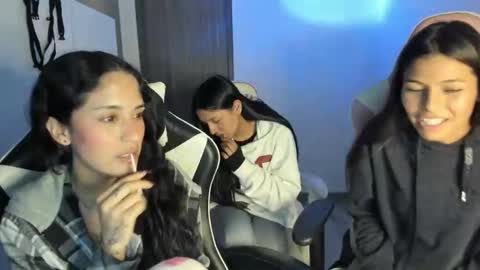 kimmi online show from November 5, 11:16 pm