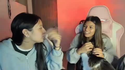 kimmi online show from November 25, 11:05 pm