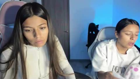 kimmi online show from February 19, 11:12 pm