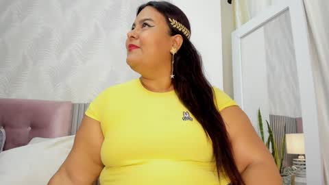 Snapshot of kimmie_kaboom_ chatting on January 6, 6:41 pm Karla online show from January 6, 6:41 pm