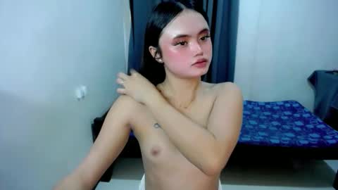 kim ejara online show from March 26, 1:55 am