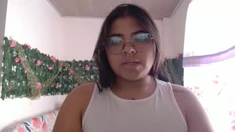 Kimmy online show from December 15, 5:28 pm