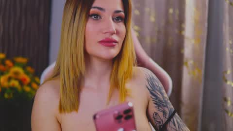 Snapshot of kimskye chatting on January 31, 9:48 pm KimSkye online show from January 31, 9:48 pm