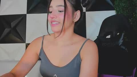 kimtandrys_ online show from October 2, 8:43 am