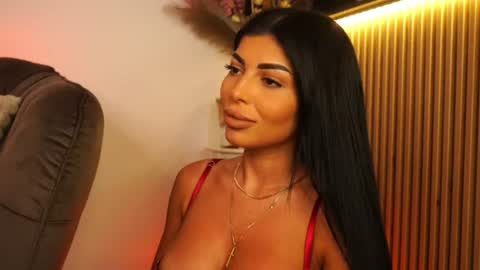 Snapshot of kimybroox chatting on June 26, 10:25 pm Andreea online show from June 26, 10:25 pm