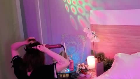 Snapshot of kina_ka chatting on April 27, 1:03 am kina_ka online show from April 27, 1:03 am