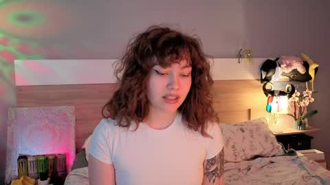 Snapshot of kina_ka chatting on May 8, 7:19 pm kina_ka online show from May 8, 7:19 pm