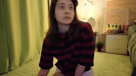 Snapshot of kina_ka chatting on May 18, 8:25 pm kina_ka online show from May 18, 8:25 pm