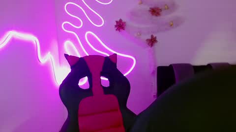 Kind Scarlett online show from December 10, 11:08 pm