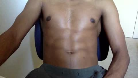 Snapshot of kinda_horny_right_now chatting on December 20, 2:52 am Isaac online show from December 20, 2:52 am