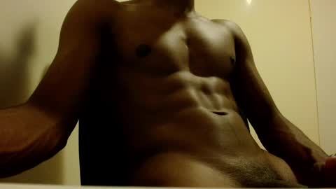 Snapshot of kinda_horny_right_now chatting on February 16, 12:10 pm Isaac online show from February 16, 12:10 pm