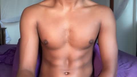 Snapshot of kinda_horny_right_now chatting on July 11, 4:26 am Isaac online show from July 11, 4:26 am