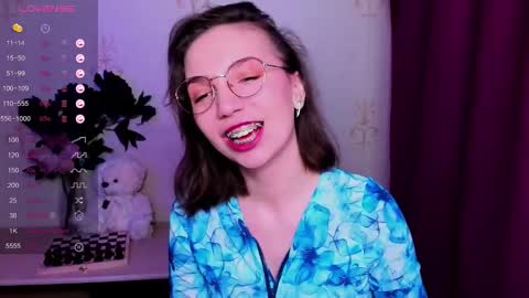 Hazel online show from March 22, 11:52 pm