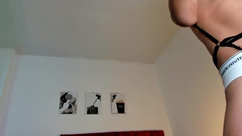 king_ares1 online show from April 10, 6:23 pm