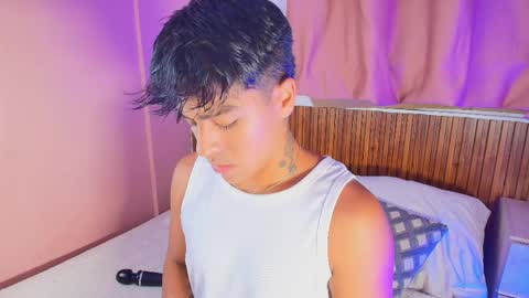 king  help me reach 100 likes online show from April 4, 2:10 am