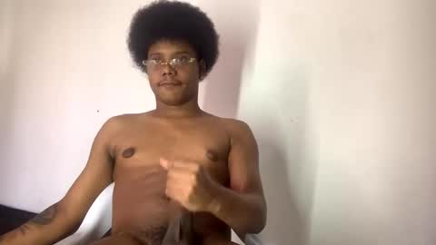 Snapshot of king_chocolate_ chatting on December 13, 9:20 pm Juan David online show from December 13, 9:20 pm