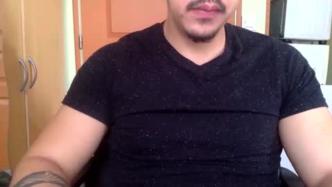 Snapshot of king_cobr chatting on February 3, 10:25 am king_cobr online show from February 3, 10:25 am