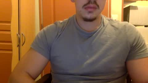 Snapshot of king_cobr chatting on February 9, 8:24 pm king_cobr online show from February 9, 8:24 pm