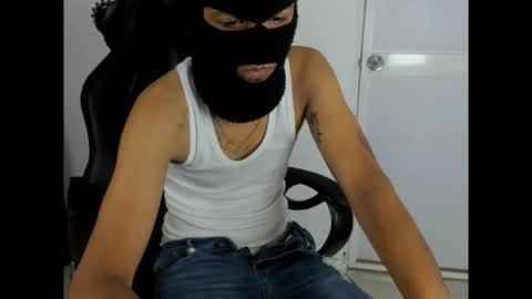 Snapshot of king_master7 chatting on April 2, 3:59 am king_master7 online show from April 2, 3:59 am