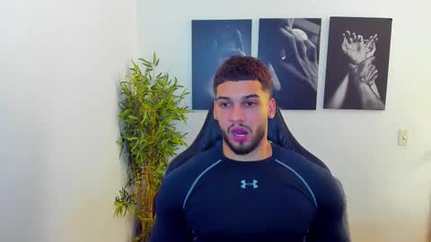 king_of_kings__ online show from March 8, 1:39 am