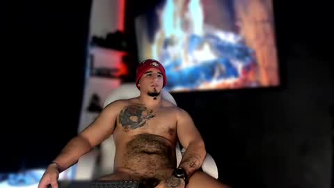 Snapshot of kingbear777 chatting on January 16, 6:16 pm King Bear online show from January 16, 6:16 pm