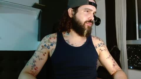 Snapshot of kingcat420 chatting on October 18, 1:08 am Jake online show from October 18, 1:08 am