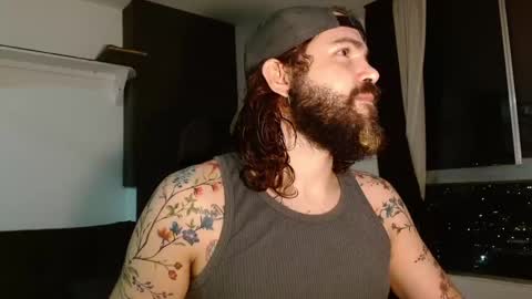 Snapshot of kingcat420 chatting on October 19, 4:02 am Jake online show from October 19, 4:02 am