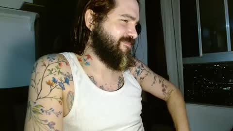 Snapshot of kingcat420 chatting on October 22, 11:48 pm Jake online show from October 22, 11:48 pm