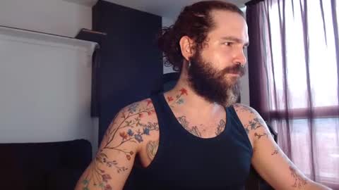 Snapshot of kingcat420 chatting on November 12, 6:30 pm Jake online show from November 12, 6:30 pm