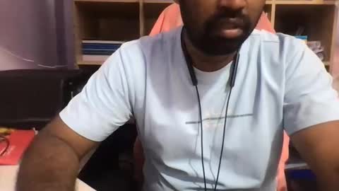 kingcobra_08 online show from March 23, 2:37 am