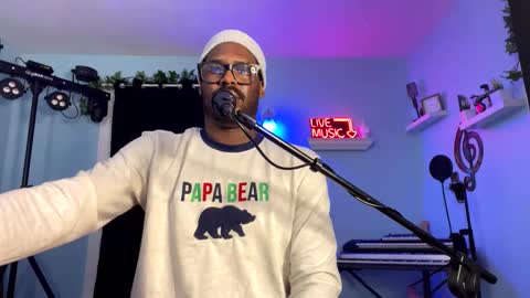 Snapshot of kingcorbra chatting on February 4, 2:07 am KC online show from February 4, 2:07 am