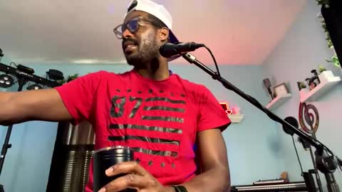 Snapshot of kingcorbra chatting on February 9, 5:01 pm KC online show from February 9, 5:01 pm