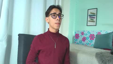 Snapshot of kingdanny_8 chatting on October 19, 2:12 am kingdanny_8 online show from October 19, 2:12 am