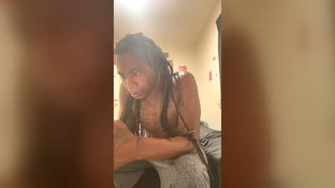 Snapshot of kingecstasyxxx chatting on July 4, 4:07 am KingEcstasyXXX online show from July 4, 4:07 am