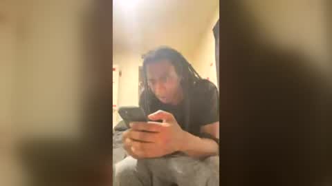 Snapshot of kingecstasyxxx chatting on July 5, 9:44 pm KingEcstasyXXX online show from July 5, 9:44 pm