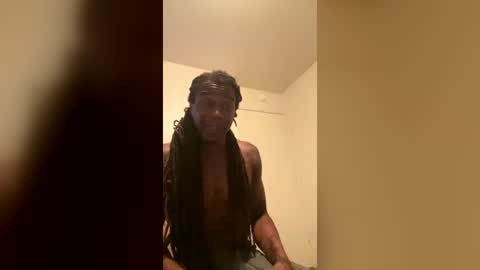 Snapshot of kingecstasyxxx chatting on July 25, 5:27 am KingEcstasyXXX online show from July 25, 5:27 am