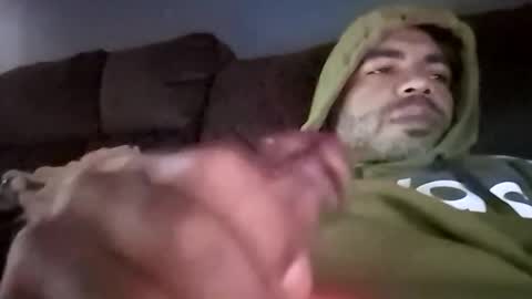 Snapshot of kingelizar12 chatting on October 22, 3:56 pm kingelizar12 online show from October 22, 3:56 pm