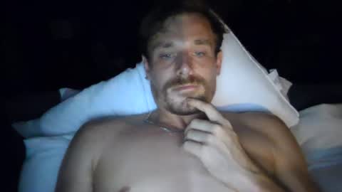 Snapshot of kingharold92 chatting on June 25, 9:52 pm kingharold92 online show from June 25, 9:52 pm