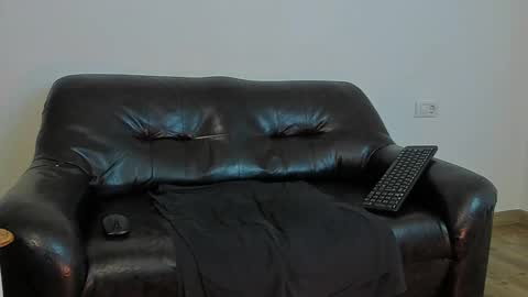 The King online show from December 11, 3:05 pm