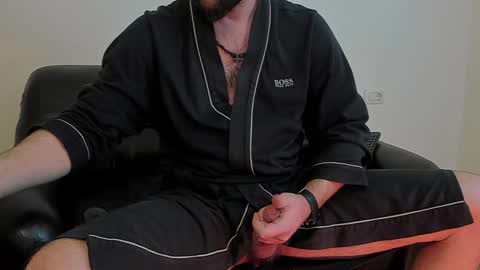 The King online show from December 15, 9:35 am