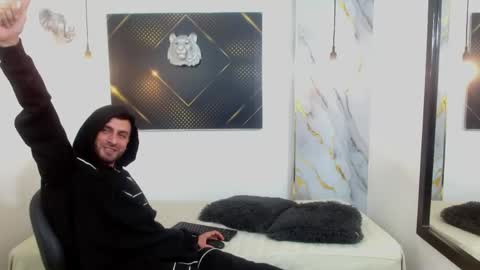 KING  online show from April 22, 3:31 am