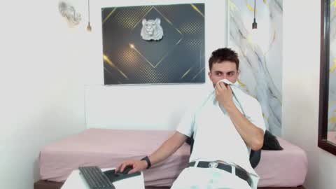 KING  online show from April 23, 4:46 am